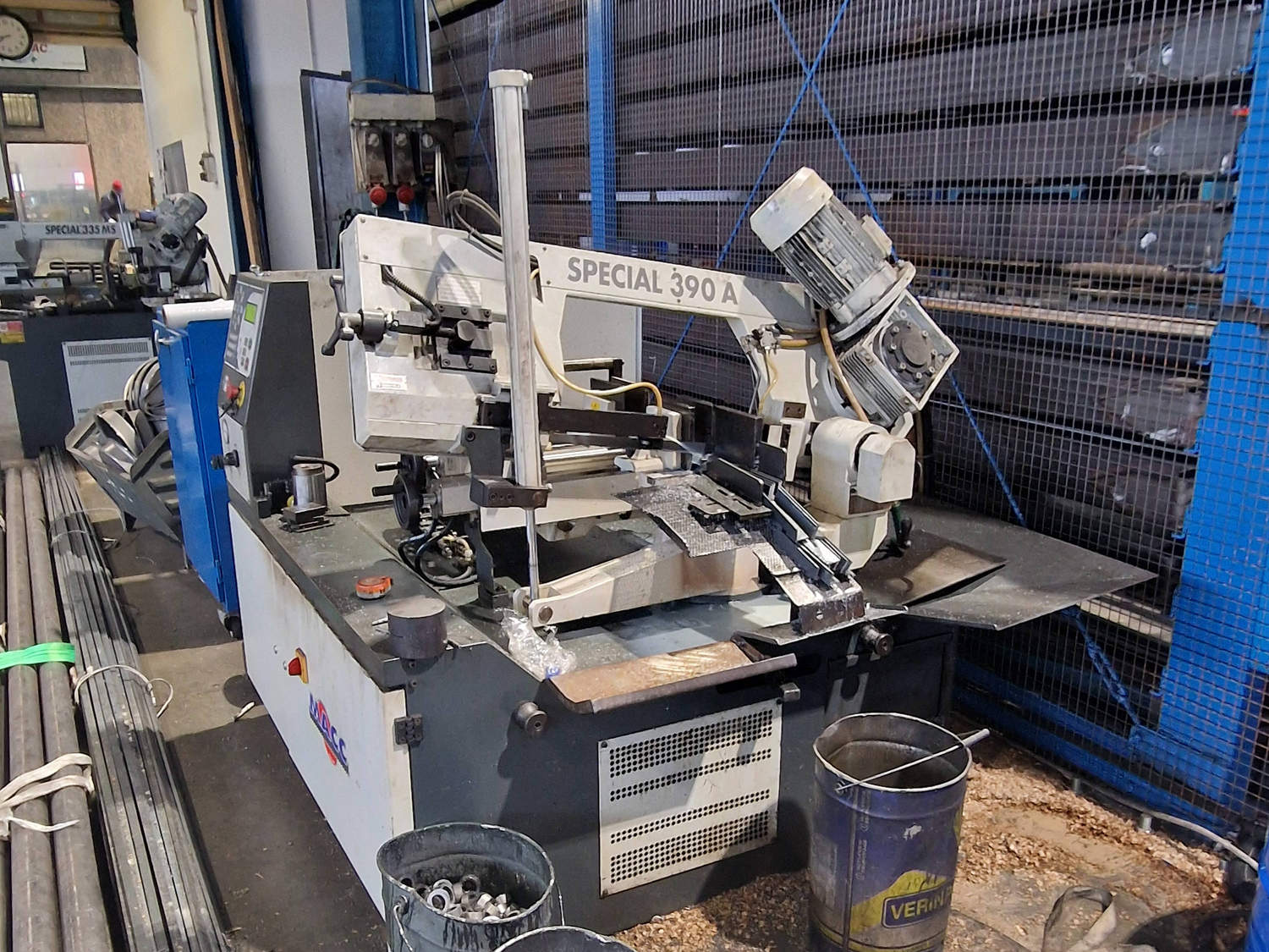 Segatrice a nastro vista vicino